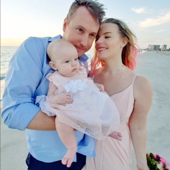 Meet your Posher, Emily - Picture 3 of 4